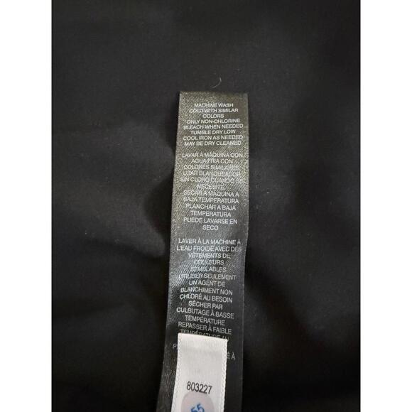 Blazer - Picture 12 of 12